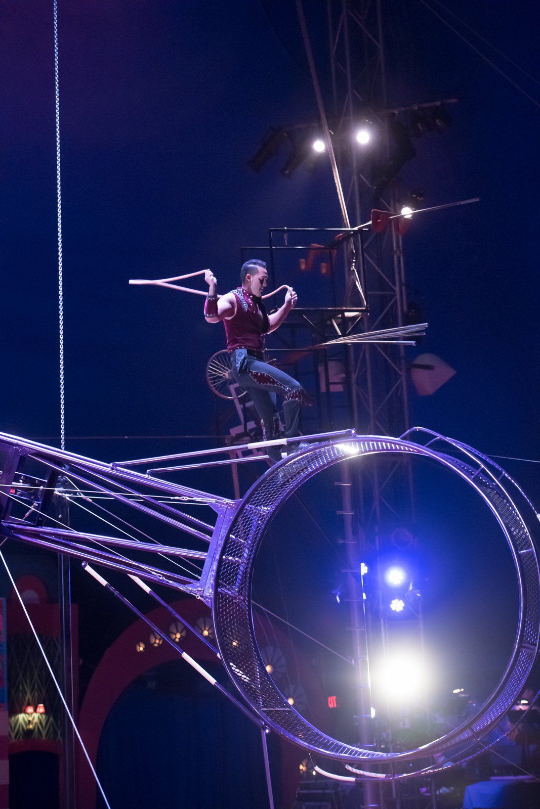 Circus Flora's 'The Case of the Missing Bellhop' in Grand Center